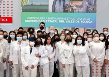 Alfredo Del Mazo entrega infraestructura a Universidad Estatal del Valle de Toluca