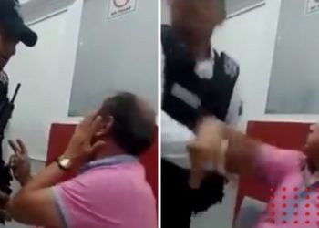 Policía cachetea a detenido y le regresan bofetada (VIDEO)