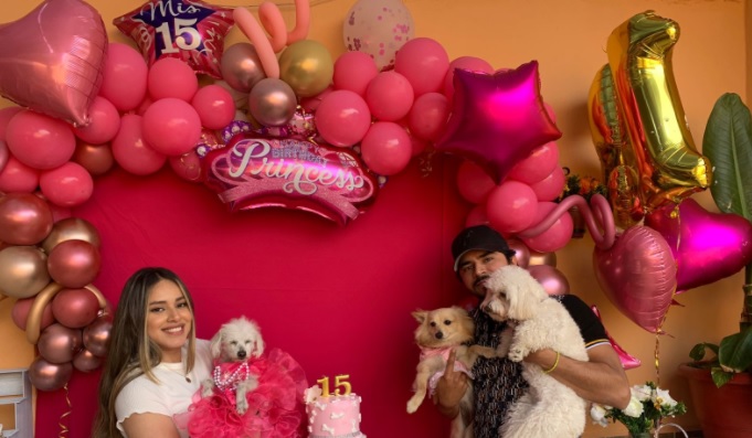 Perrita festeja sus XV años y fiesta se hace viral (VIDEO)