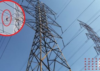 Joven salta de torre de electricidad en Iztapalapa (VIDEO)