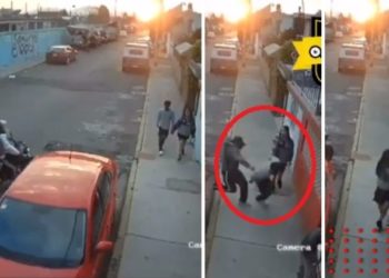 Joven abandona a su novia durante asalto en Ecatepec (VIDEO)