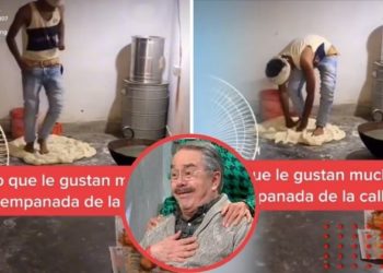 Vendedor de empanadas prepara masa con los pies (VIDEO)