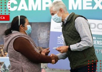 Alfredo Del Mazo entrega Tarjetas para el Campo Mexiquense a productores