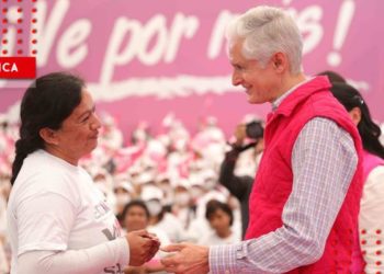 ‘Gracias a todas las amas de casa’: Alfredo Del Mazo en entrega de Salario Rosa