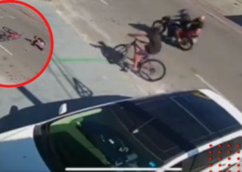VIDEO FUERTE: balean a ladrón de bicicleta; motociclista ayudó a dueño a alcanzarlo