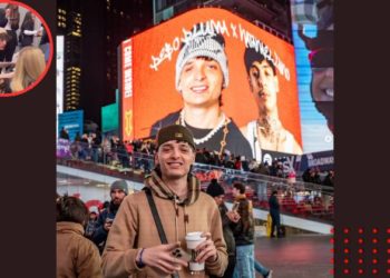 Captan a mamá de Peso Pluma con sofisticado atuendo de ‘Barbie’ y se hace viral