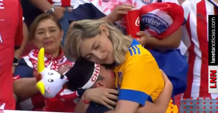 VIDEO: Aficionada de Tigres consuela a pequeño fan de Chivas