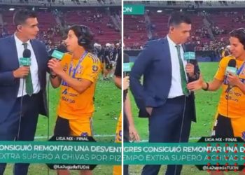 Captan incómodo momento entre Diego Lainez y Oswaldo Sánchez