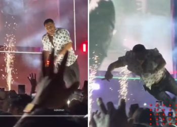 Eduin Caz se lanza al público y nadie lo cacha (VIDEO)