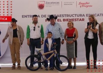 David Monreal entrega infraestructura, obras y servicios