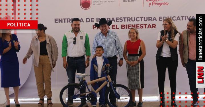 David Monreal entrega infraestructura, obras y servicios