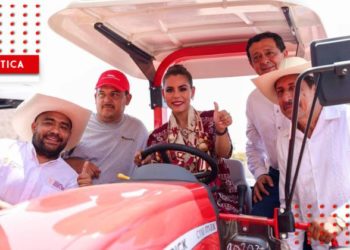 Evelyn Salgado se reúne con alcaldes de Tierra Caliente