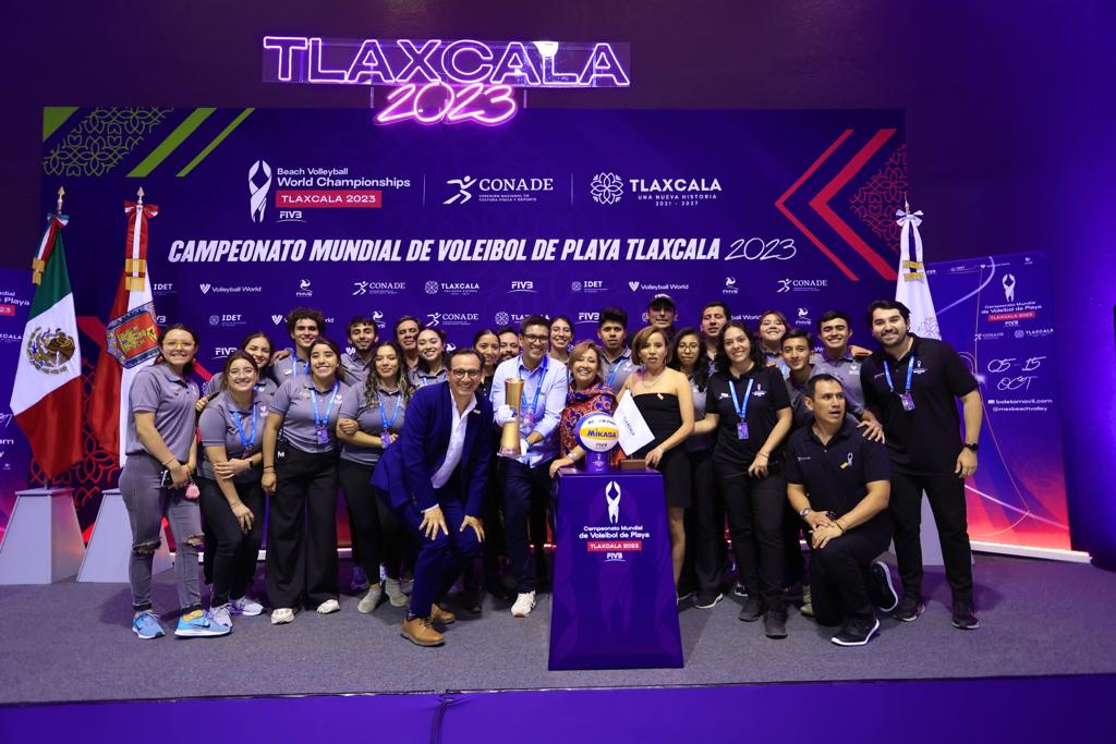 Lorena Cuéllar socializa Campeonato de Voleibol de Playa