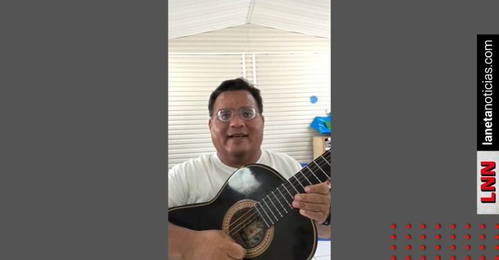 Maestro se despide de alumnos con canción y muere (VIDEO)