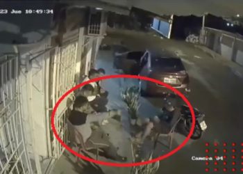 Durante velorio, hombre dispara al aire y mata a su amigo