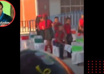 Maestra de kínder se equivoca y pone audio íntimo (VIDEO)