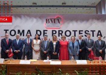 Maru Campos acude a renovación de Barra Mexicana de Abogados