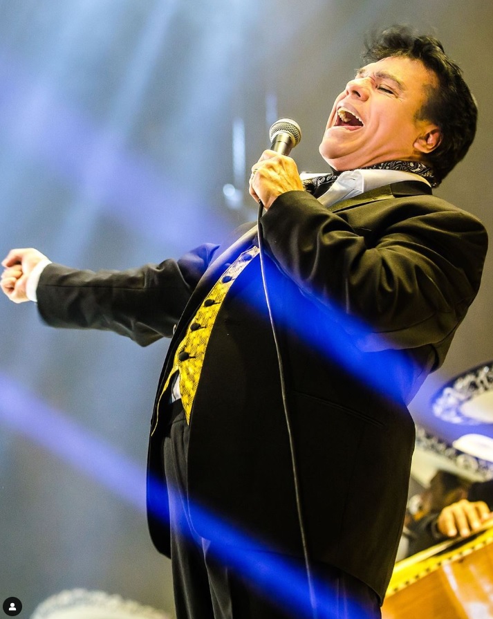 Aseguran que Juan Gabriel está vivo y volverá en 2 semanas