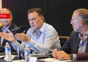 Mauricio Kuri participa en Consejo Directivo de Coparmex