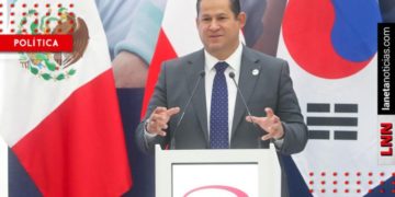 Diego Sinhue acude a expansión de empresa ZKW en Silao