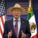 Ken Salazar se pronuncia por protección de derechos humanos