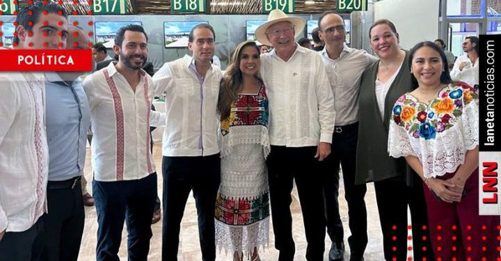 Ken Salazar resalta importancia de aeropuerto de Tulum