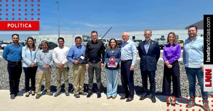 Ken Salazar resalta megainversión de Amazon en Querétaro