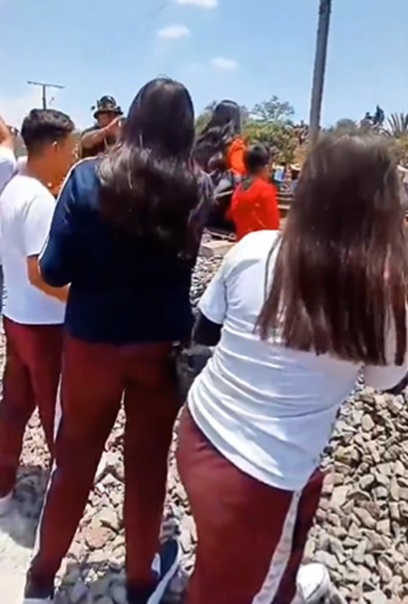 Mujer muere al tomarse una selfie con locomotora en Hidalgo
