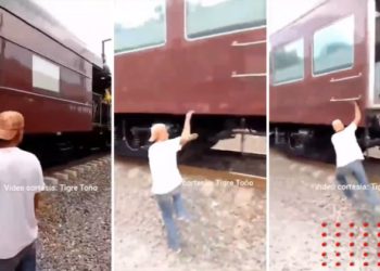 Hombre se sube a locomotora La Emperatriz en movimiento