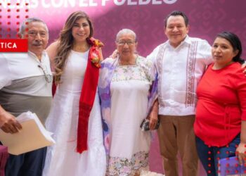 Huacho Díaz encabeza audiencias con los yucatecos en Palacio de Gobierno