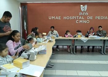 Devuelven audición a ocho niñas y niños con implantes cocleares en IMSS Jalisco