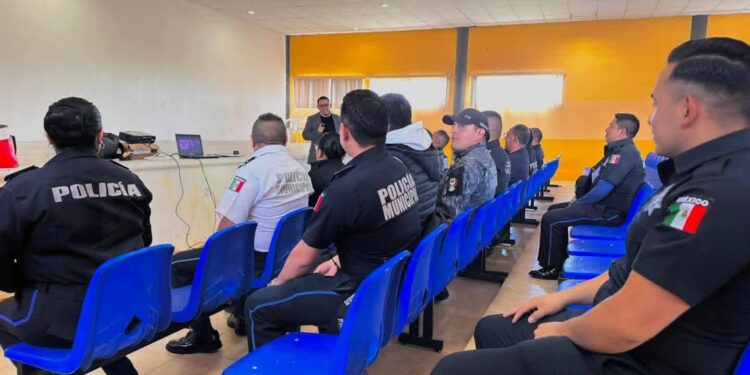 Secretaría de las mujeres capacita a policías de Nopalucan para prevenir violencia de género