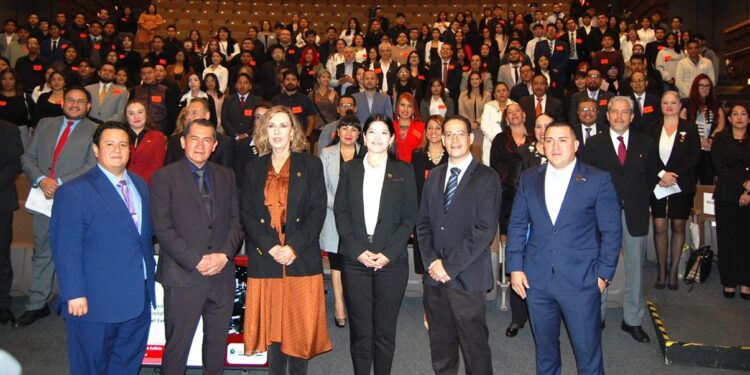 Las más de 4.9 millones de PyMEs, que existen en el país, representan un motor clave para la economía al generar más del 70% del empleo: Celia Fonseca