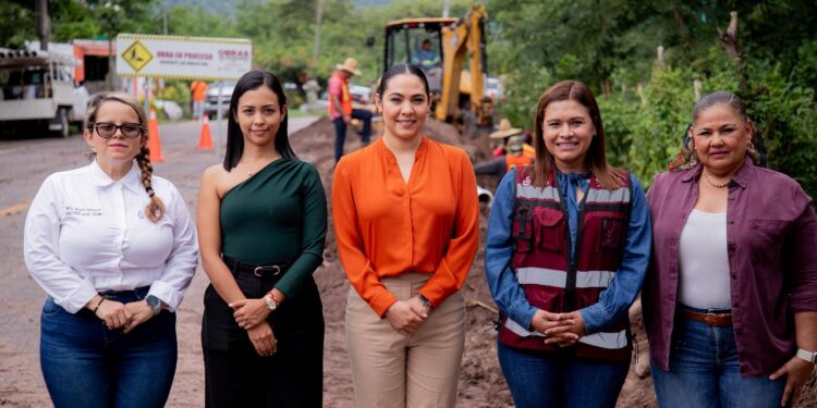 La gobernadora Indira Vizcaíno supervisó rehabilitación de la línea de conducción de agua potable en Ixtlahuacán