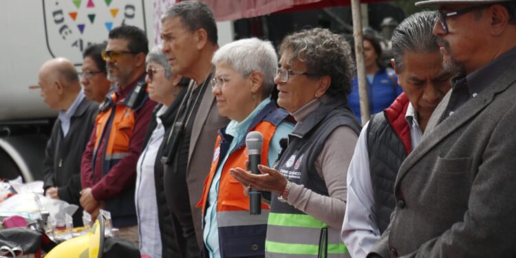 Entregan equipo al área de Protección Civil de la Central de Abasto de la CDMX