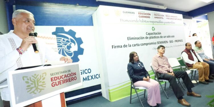 Reducirán el uso de plásticos de un solo uso en oficinas del sector educativo: SEG