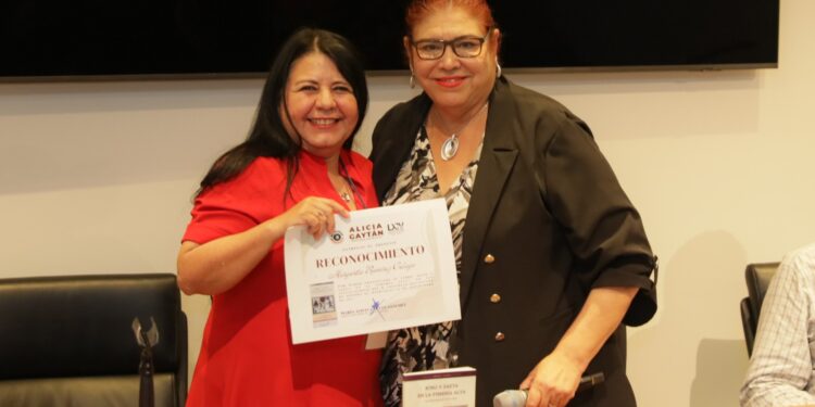 El Congreso del Estado celebra la historia y la literatura con la presentación de la novela “Kino y Saeta: Pimería Alta”.