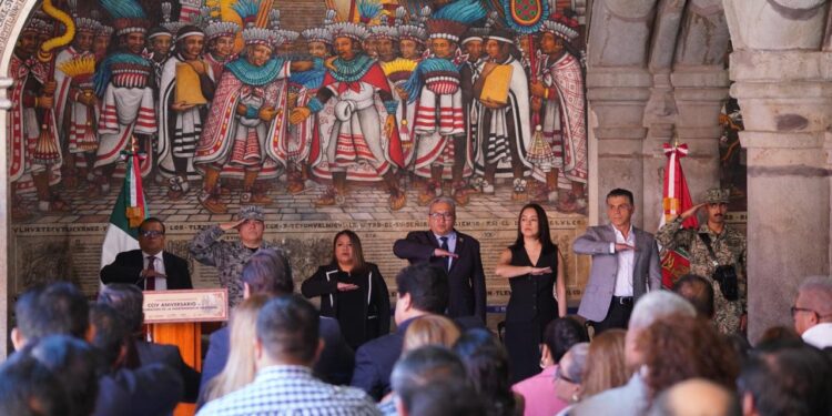 Autoridades conmemoran el CCIV aniversario de la consumación de la independencia