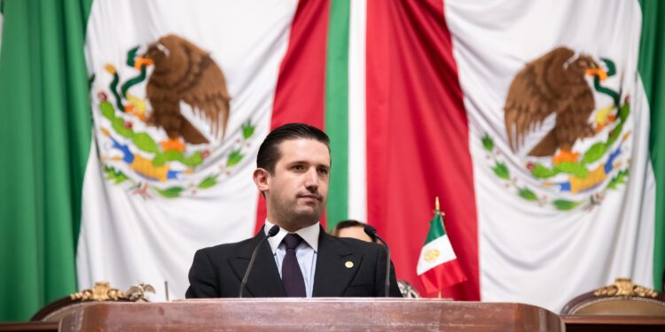 Que trabajadores de la CDMX dispongan de “horas personales” para atender cuestiones familiares, plantea Pedro Haces Lago