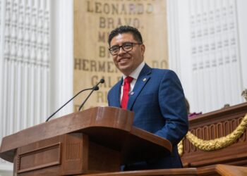 Exhorta Alberto Vanegas a implementar la “ley silla” en el Congreso de la Ciudad de Mexico