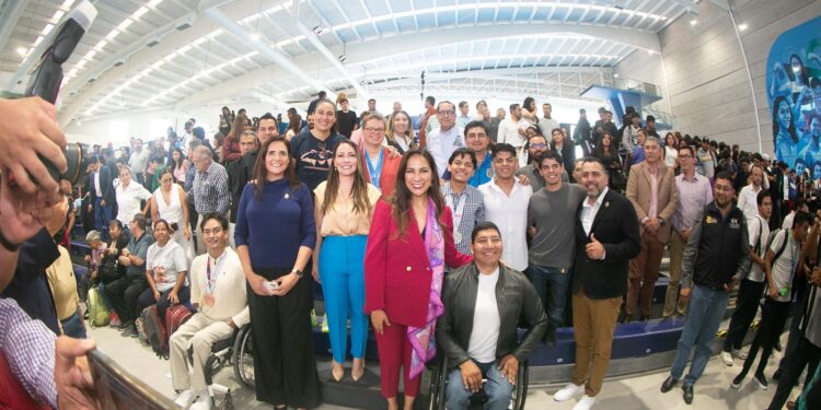 Fortalecen infraestructura deportiva con la reapertura del Centro Acuático de Guanajuato.