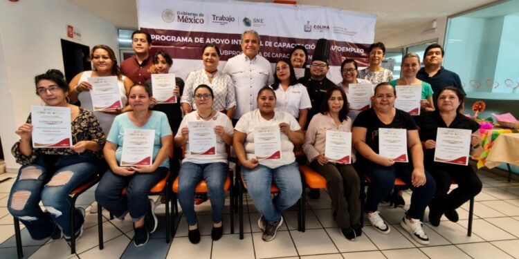 Gobierno del Estado de Colima concluye curso gratuito de panadería