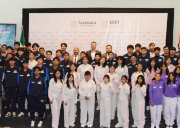 Abanderan a delegación tlaxcalteca que participará en los Juegos Nacionales Populares CONADE 2025