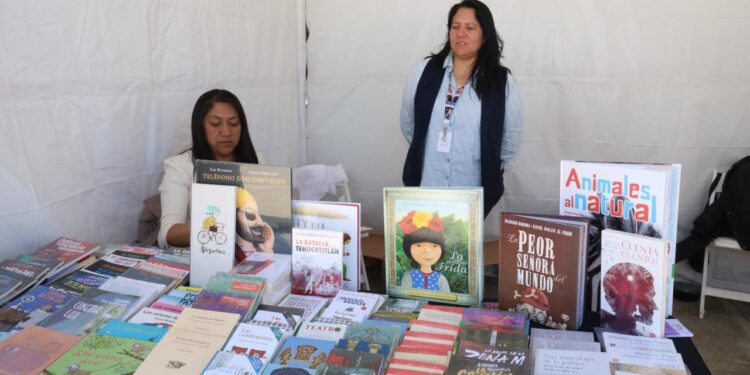 Presentarán libro que celebra el centenario de Apizaco a través de sus voces e historias