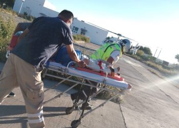 Gobierno estatal asegura atención médica a mujer embarazada con traslado a Tehuacán