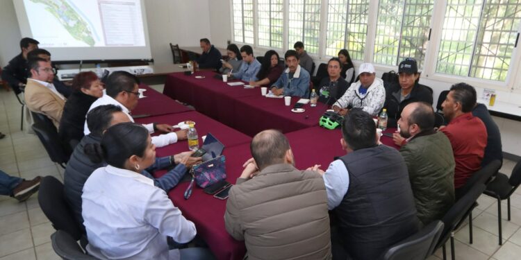 Avanza mesa de diálogo para la rehabilitación del parque de la juventud