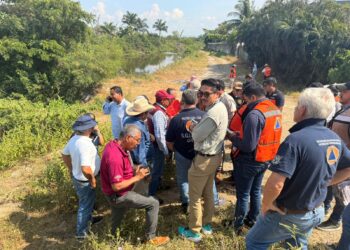 El gobierno del estado emprende acciones para prevenir inundaciones en Acapulco
