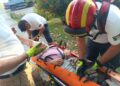 UEPC Colima y CRUM atienden a motociclista que cayó de un puente, por el Tercer Anillo Periférico