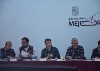 Se reúne SEGOB con autoridades comunitarias indígenas de Michoacán