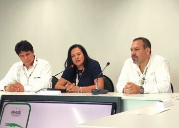 Presentan en la COP30 un modelo de convivencia entre humanos y cocodrilos para enfrentar el cambio climático en Michoacán